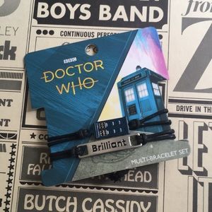 Brand new Hot Topic Doctor Who bracelet set